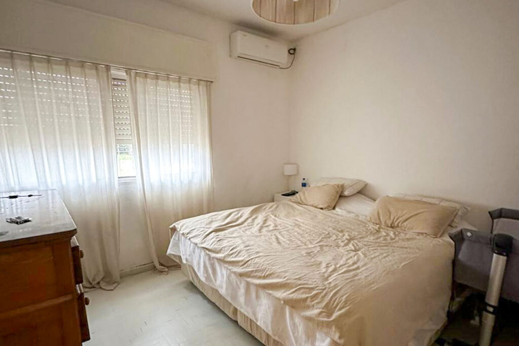 San Luis esq. Custodio Duarte image 3