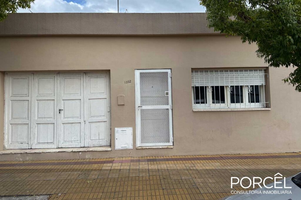 casa Florida 1352 image 1