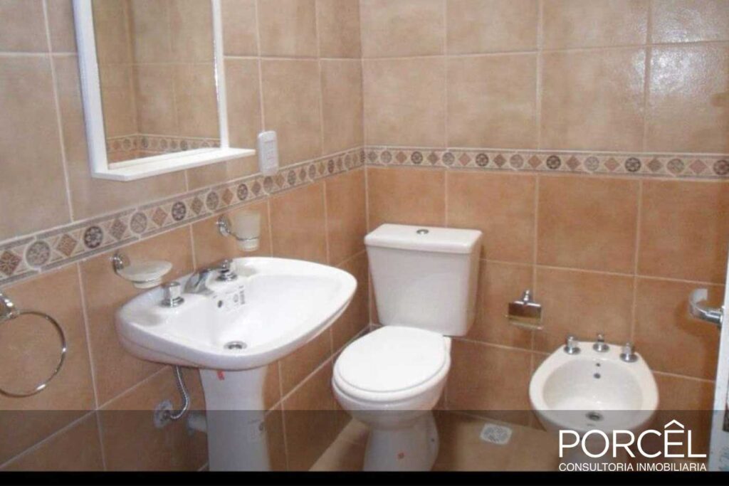 Departamento Guido 911 image 5