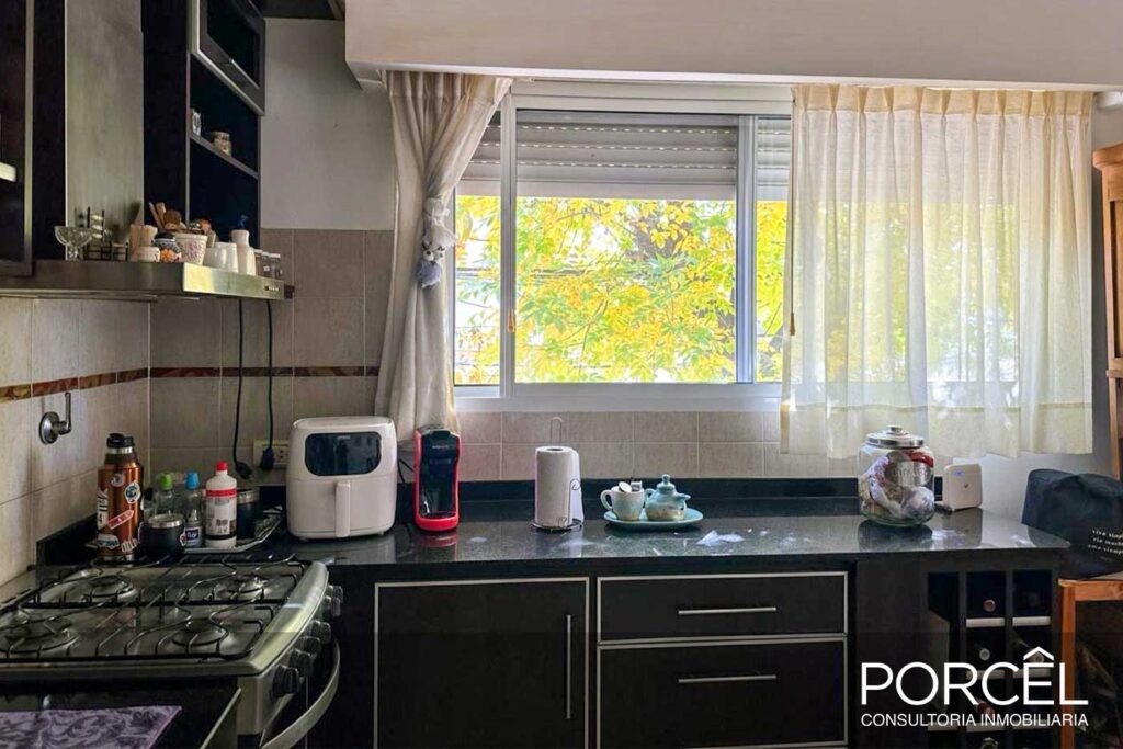 San Nicolás 1348 casa 2 plantas image 2