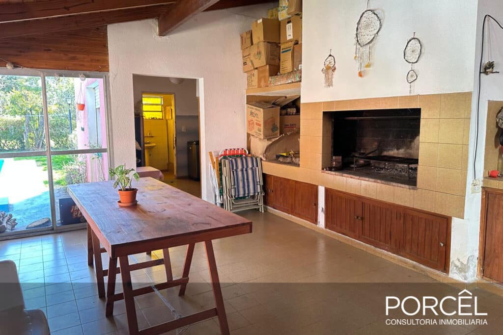 Menghi al 250. Barrio La Amalia image 2