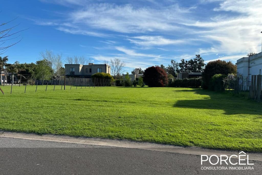 Lote Barrio Cerrado La Dormida image 1