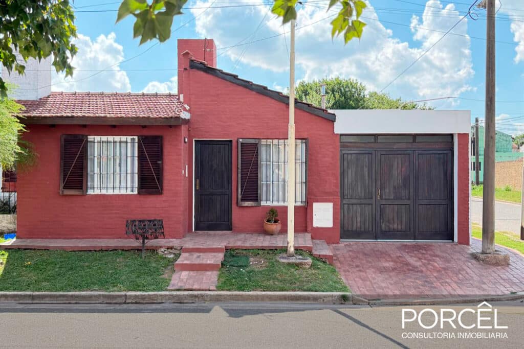 El Socorro y Dr. Cacho Bustos. image 2