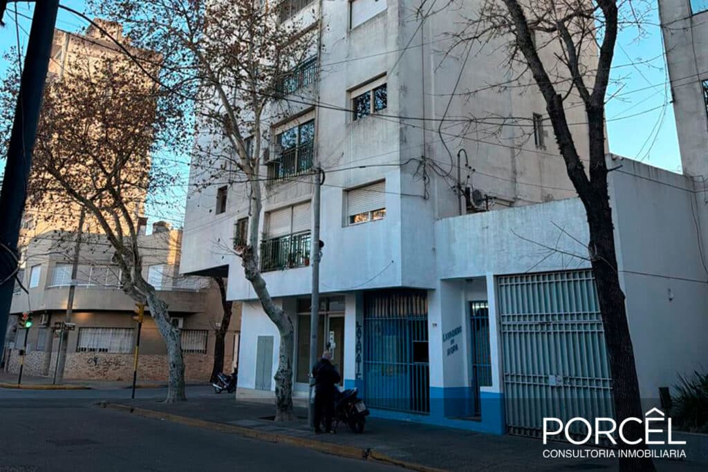 9 de Julio y San Martín image 1